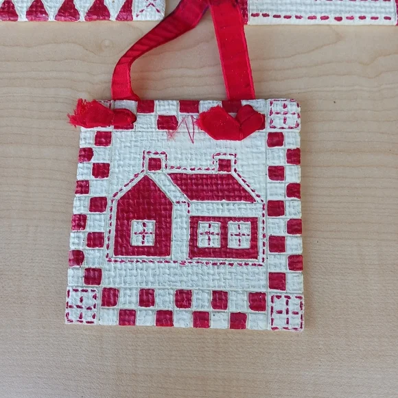 Vintage Handmade Acrylic Red/ White Quilt Square Ornaments Holiday Christmas I - Picture 5 of 8